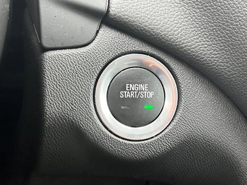 Used 2024 Chevrolet Equinox LT AWD/4WD image 28