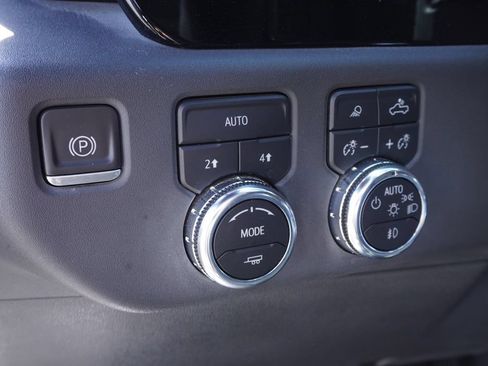 Used 2022 GMC Sierra 1500 Elevation w/ Elevation Premium Package AWD/4WD image 19