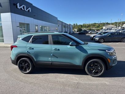 New 2026 Kia Seltos EX w/ EX Sunroof Package