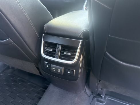 Used 2020 Subaru Outback Limited image 31