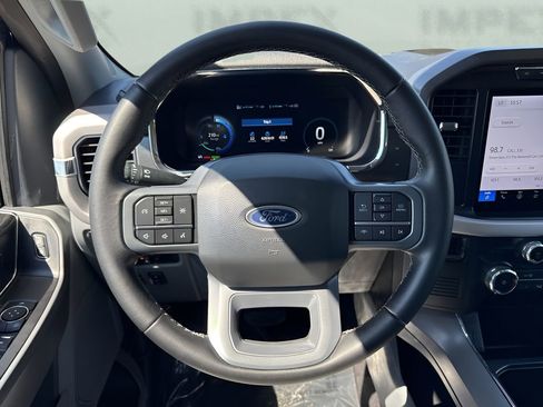 Used 2023 Ford F150 Lightning XLT image 13