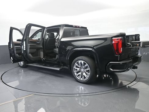 Used 2024 GMC Sierra 1500 Denali w/ Denali Reserve Package RWD image 90