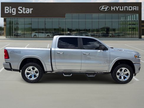 Used 2025 RAM 1500 Big Horn AWD/4WD image 5