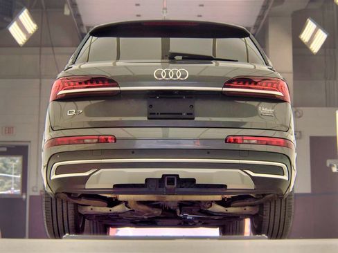 Used 2022 Audi Q7 2.0T Premium Plus AWD/4WD image 8