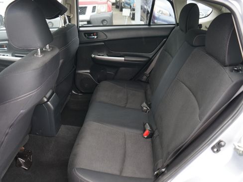 Used 2015 Subaru Crosstrek 2.0i Premium AWD/4WD image 16