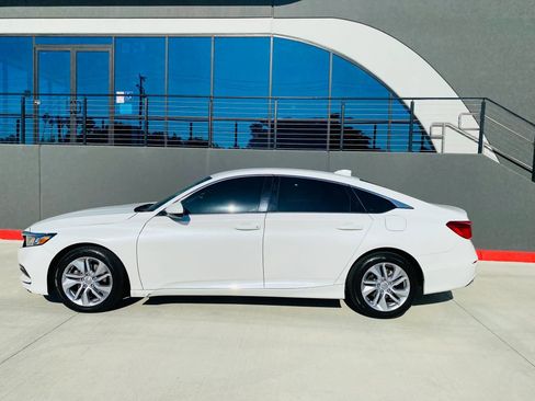 Used 2020 Honda Accord LX image 5