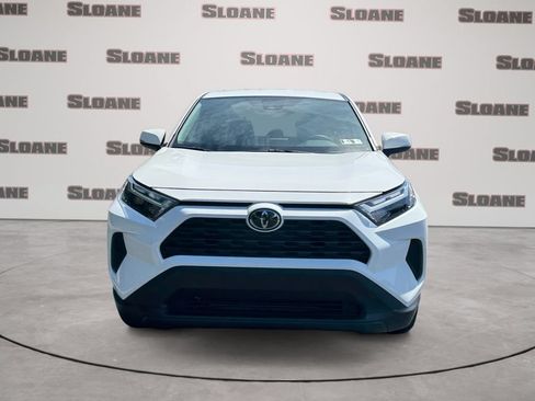 Used 2025 Toyota RAV4 LE AWD/4WD image 8