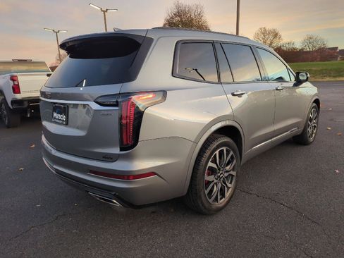Used 2023 Cadillac XT6 Sport image 7