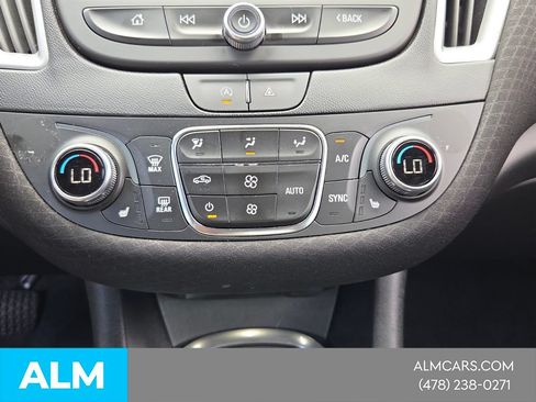 Used 2023 Chevrolet Malibu LT FWD image 21