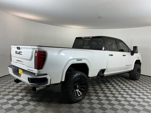 Used 2024 GMC Sierra 3500 Denali Ultimate AWD/4WD image 4
