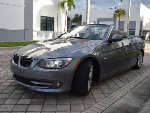 Used 2013 BMW 328i Convertible RWD image 37