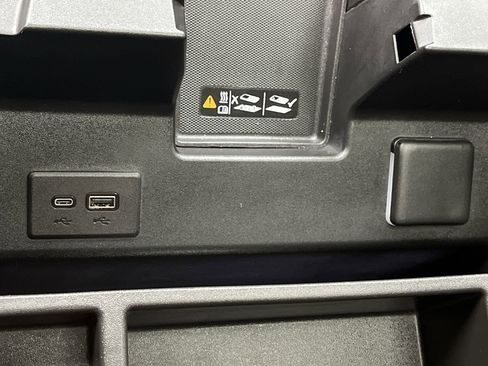 Certified 2024 GMC Sierra 1500 AT4 w/ Technology Package image 28