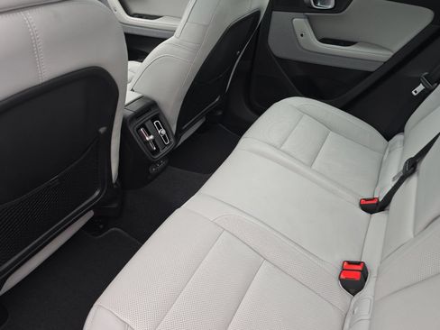 Used 2024 Polestar Polestar 2 AWD/4WD image 12