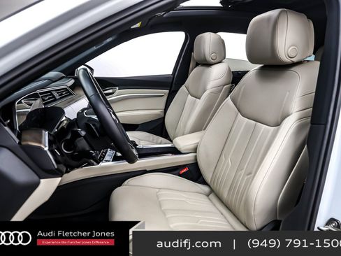 Used 2023 Audi e-tron Prestige w/ Prestige Package image 17