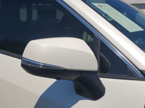Certified 2021 Toyota RAV4 Limited FWD image 5