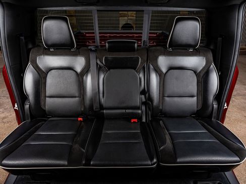 Used 2025 RAM 1500 Laramie w/ Laramie Southwest Edition image 36