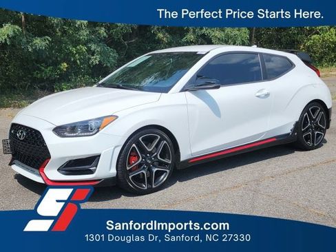 Used 2022 Hyundai Veloster N FWD image 1