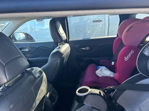 Certified 2023 Jeep Cherokee Altitude Lux w/ Lux Elite Package image 9