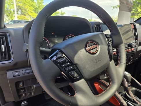 New 2026 Nissan Frontier PRO-4X w/ Pro Premium Package AWD/4WD image 12