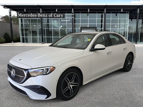 Used 2025 Mercedes-Benz E 350 Sedan image 1