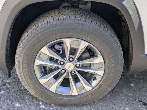 New 2026 Chevrolet Equinox LT w/ Convenience Package II image 31