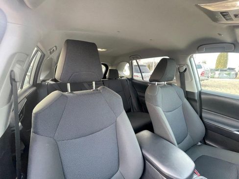 Used 2025 Toyota RAV4 LE image 4