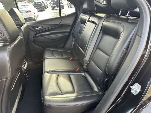 Used 2021 Chevrolet Equinox Premier image 14