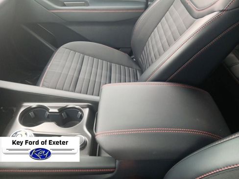 Used 2025 Ford Explorer ST-Line w/ Premium Package image 32