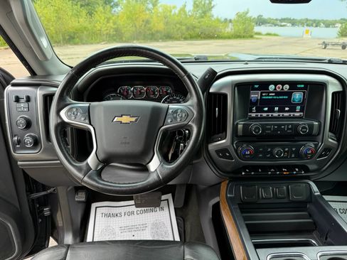 Used 2015 Chevrolet Silverado 2500 LTZ w/ Duramax Plus Package AWD/4WD image 15