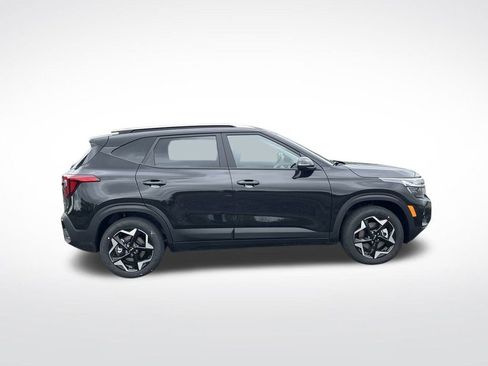 New 2026 Kia Seltos S image 6