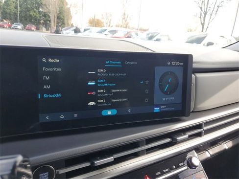 Used 2025 Hyundai Santa Fe SEL image 19