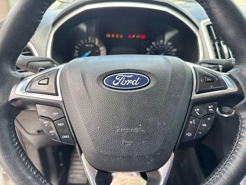 Used 2018 Ford Edge SEL FWD image 9
