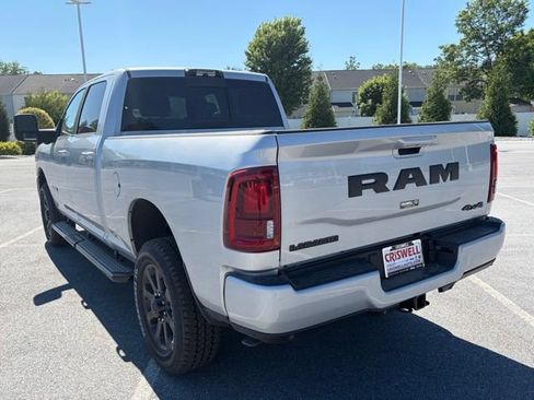 New 2026 RAM 2500 Laramie AWD/4WD image 4