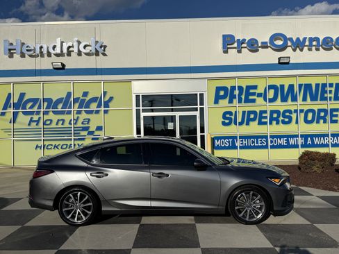 Used 2024 Acura Integra image 2