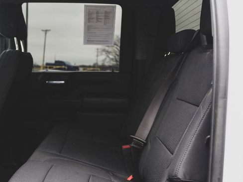 Used 2023 Chevrolet Silverado 2500 Custom w/ Custom Convenience Package image 26