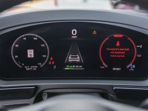 Certified 2025 Porsche Cayenne E-Hybrid Coupe image 17