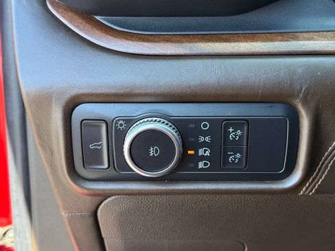 Used 2022 Ford Explorer King Ranch w/ Technology Package AWD/4WD image 25