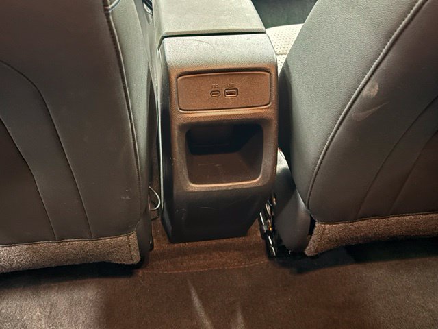 Used 2025 Chevrolet Trax LT w/ Sunroof Package FWD image 12