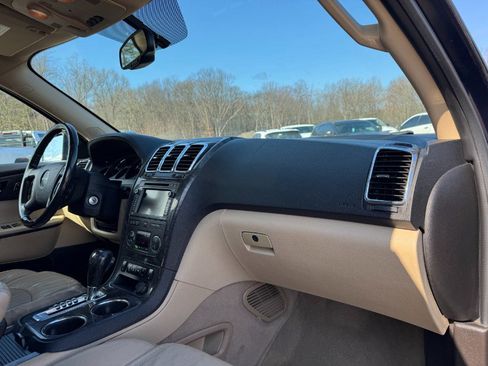 Used 2012 GMC Acadia Denali image 21