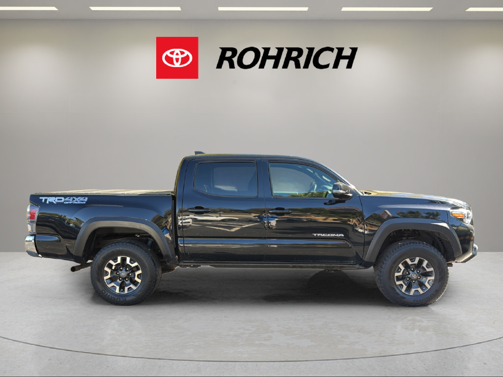Used 2022 Toyota Tacoma TRD Off-Road AWD/4WD image 5