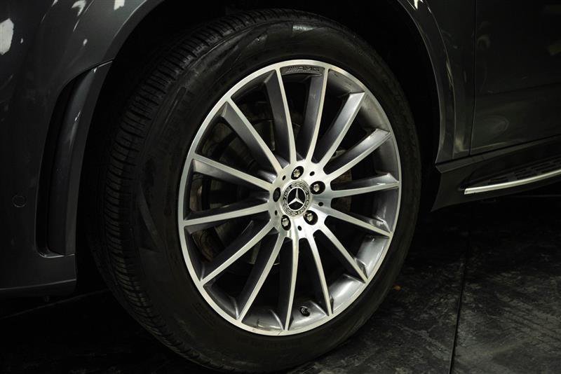 Used 2022 Mercedes-Benz GLE 350 4MATIC image 3