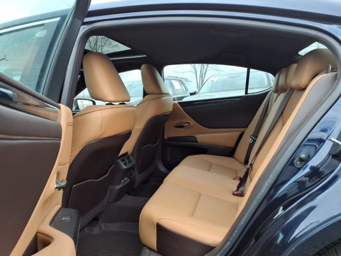 Certified 2021 Lexus ES 350 w/ Accessory Package 2 image 14