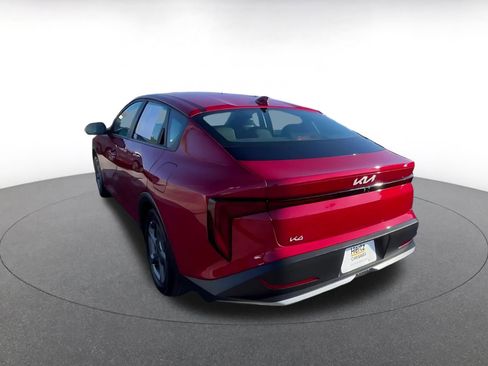 Used 2025 Kia K4 LXS image 10