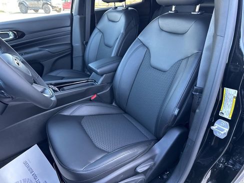 New 2026 Jeep Compass Latitude image 60