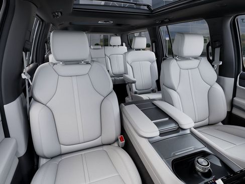 New 2026 Jeep Grand Wagoneer 2WD w/ Premium Group I image 17