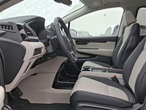 New 2026 Honda Odyssey Elite image 7