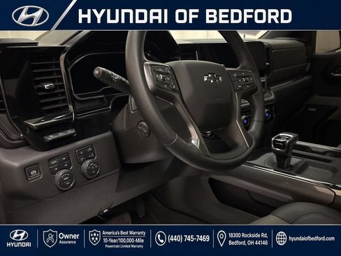 Used 2025 Chevrolet Silverado 1500 ZR2 w/ Technology Package AWD/4WD image 19