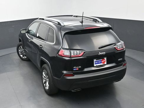 Used 2021 Jeep Cherokee Latitude Lux w/ Sun & Sound Group image 32