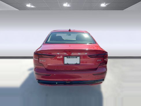 Certified 2023 Volvo S60 B5 Plus w/ Climate Package image 10