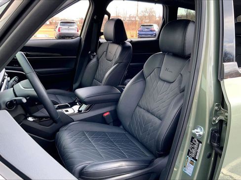 Used 2025 Kia Telluride SX Prestige X-Line image 21